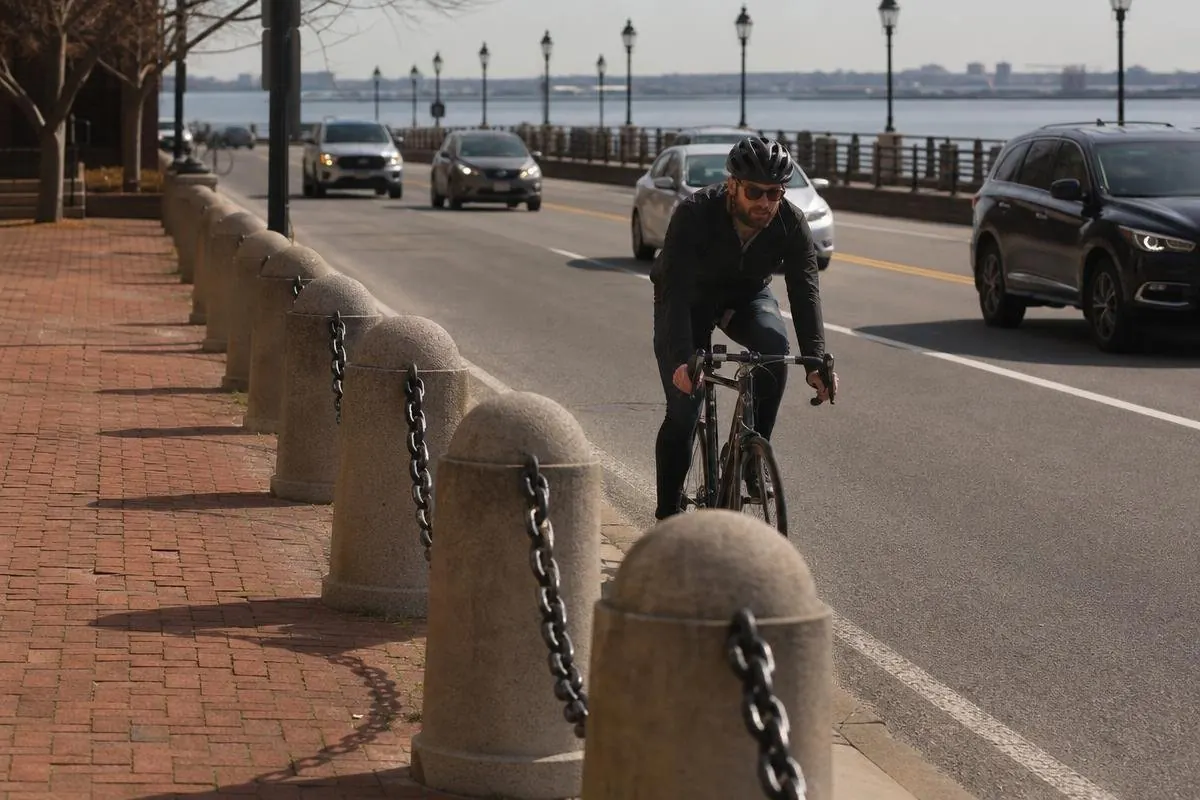 Bike Accidents – Reviewing case details for a client in Alexandria, VA